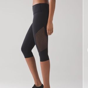 Lululemon Reveal Crop Tight 15”